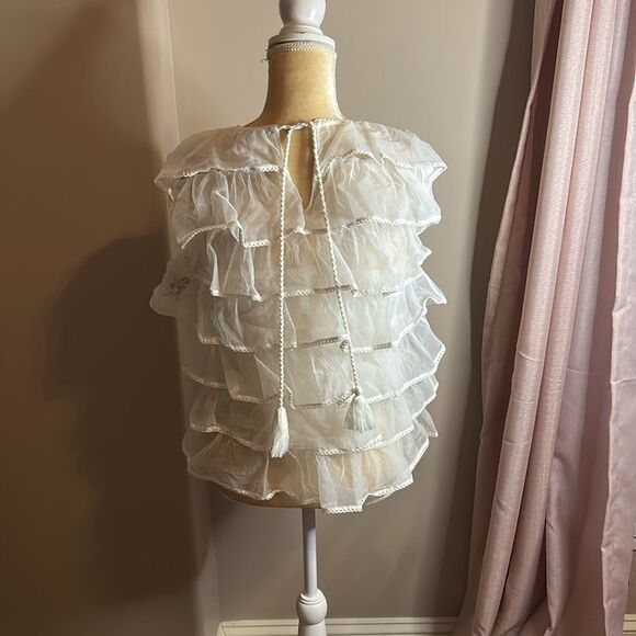 Anthropologie Seen Worn Kept White Tiered
Embroidered Blouse(size small) - Picture 9 of 9